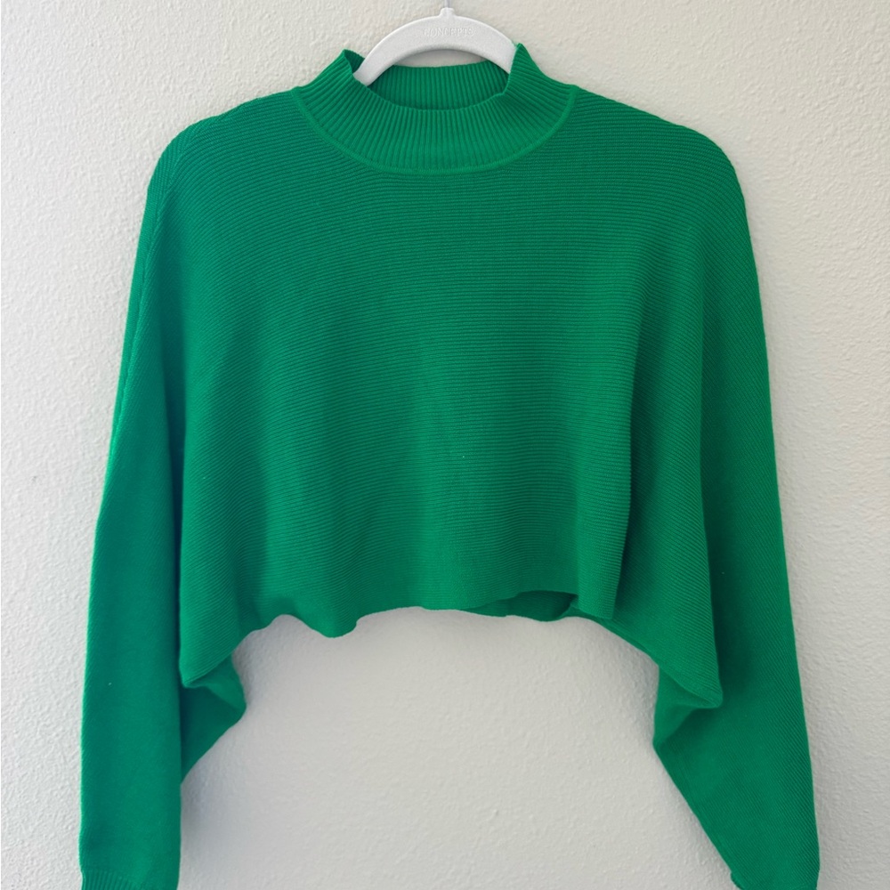 Kelly Green Cropped Sweater
